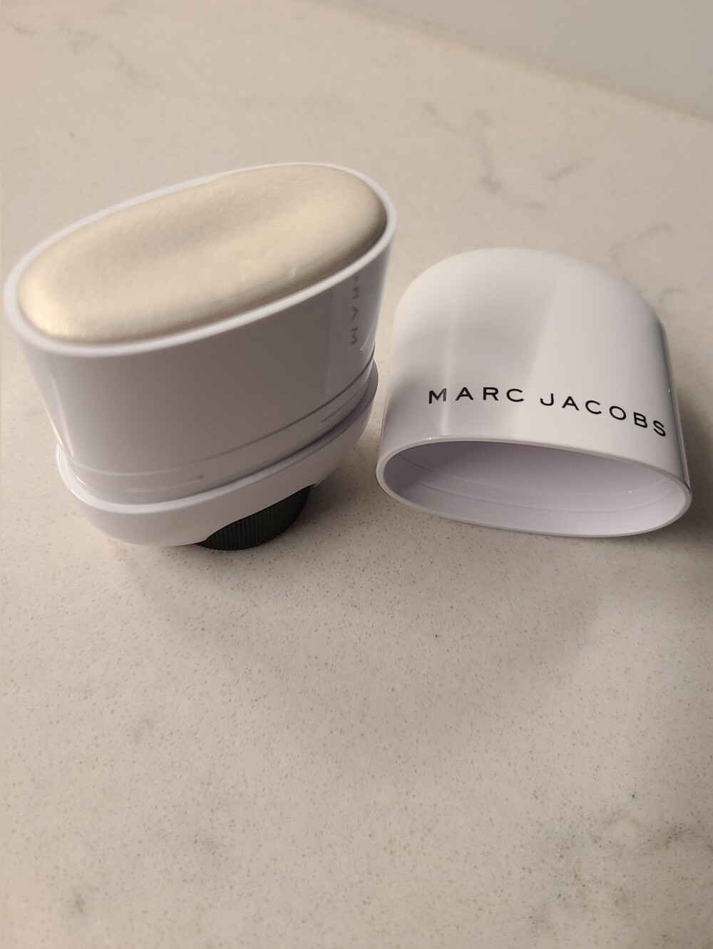 Marc Jacobs SPOTLIGHT Glow Stick